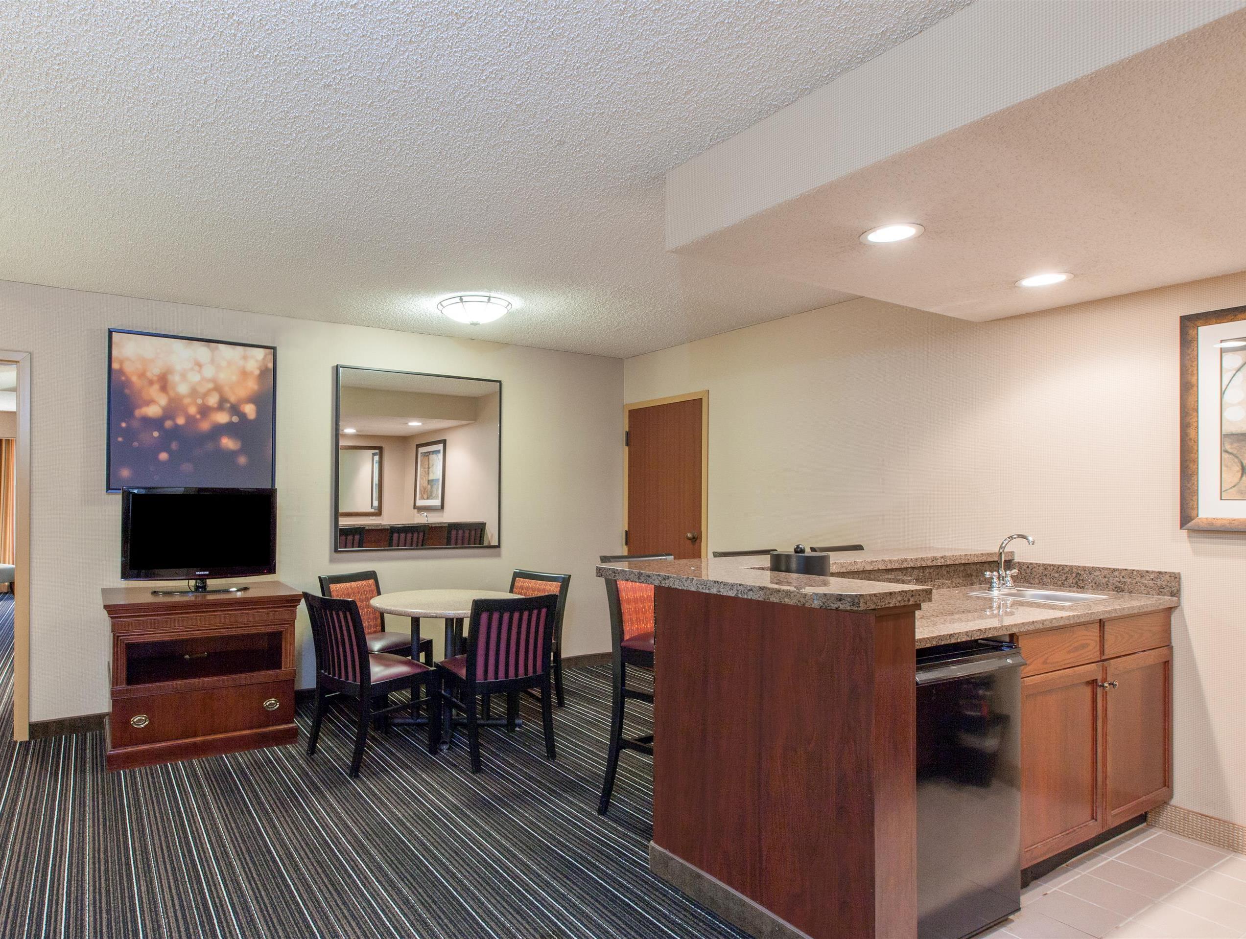 Sonesta Suites Dallas Park Central Dış mekan fotoğraf
